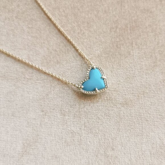 Kendra Scott Ari Heart Gold Turquoise Magnesite Pendant Necklace New - Picture 3 of 4